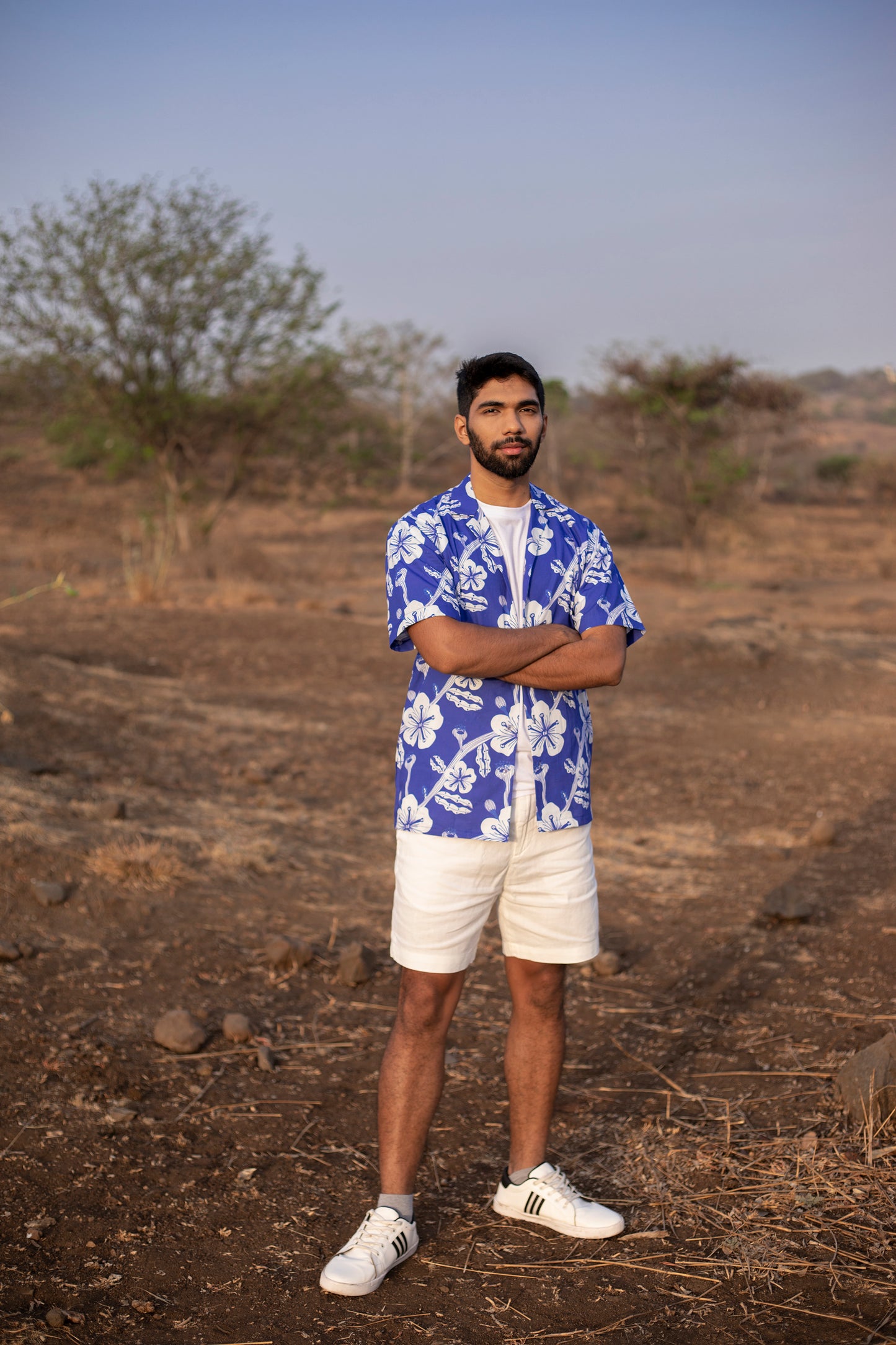 WILLOW UNISEX SHIRT