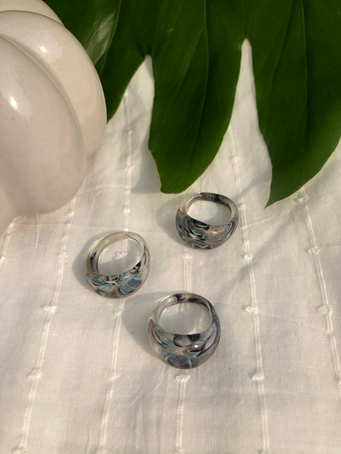 CORNFLOWER GLASS RING