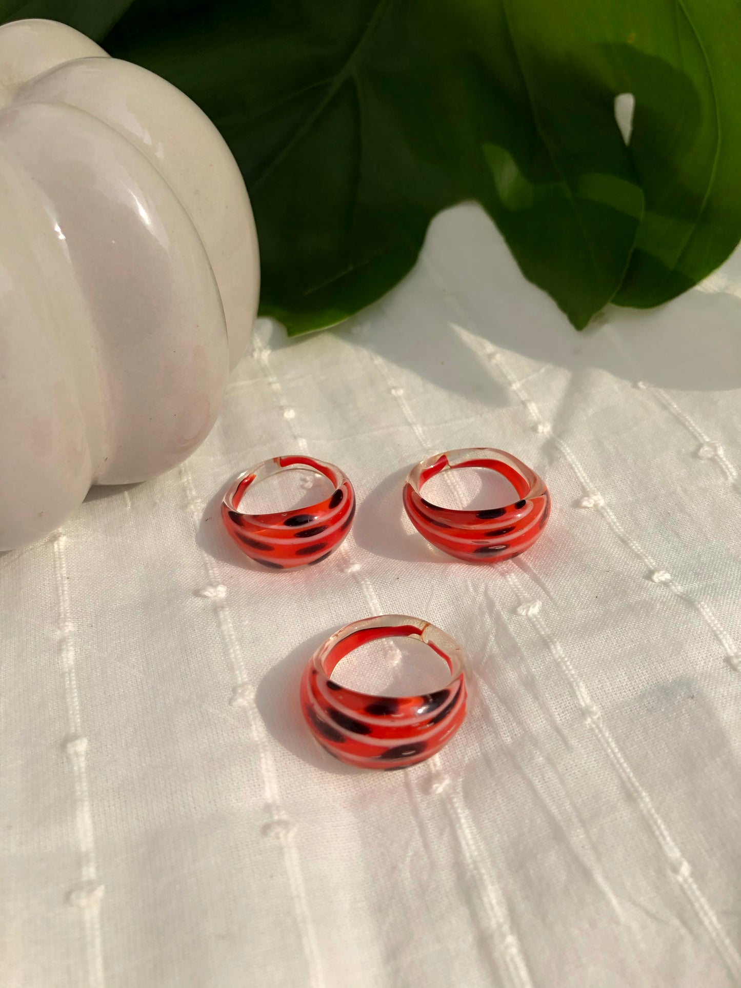 APRICOT GLASS RING